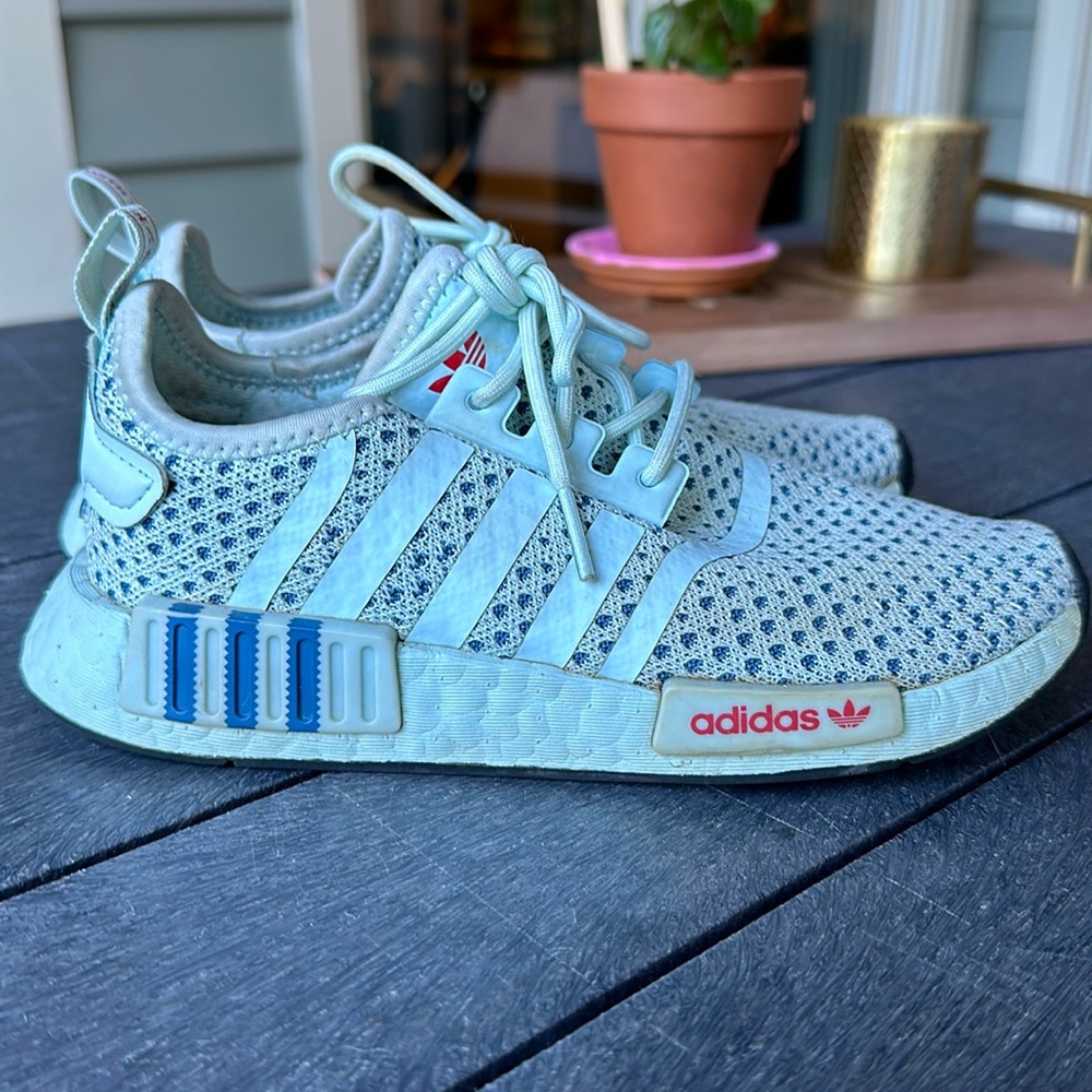 Adidas Sneakers